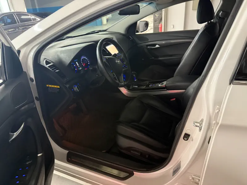 Hyundai I40
