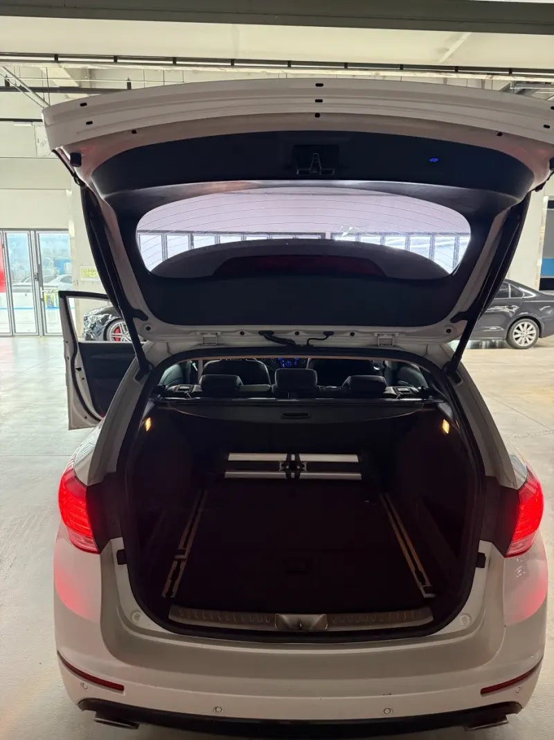 Hyundai I40