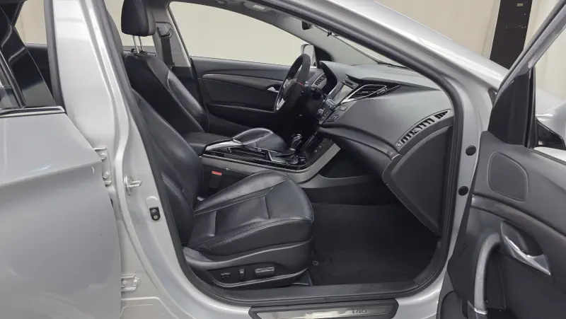 Hyundai I40