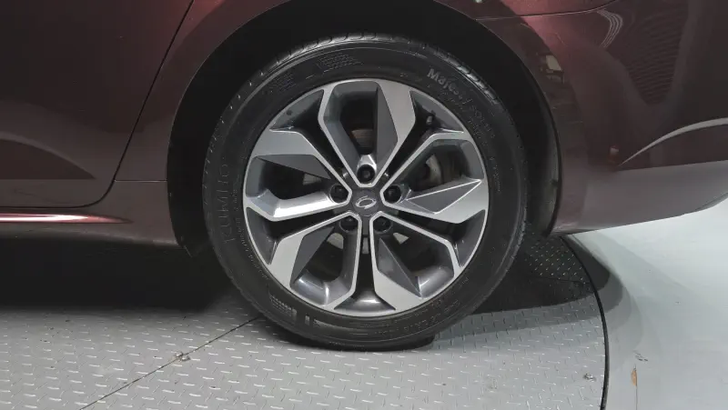 Renault Samsung SM6
