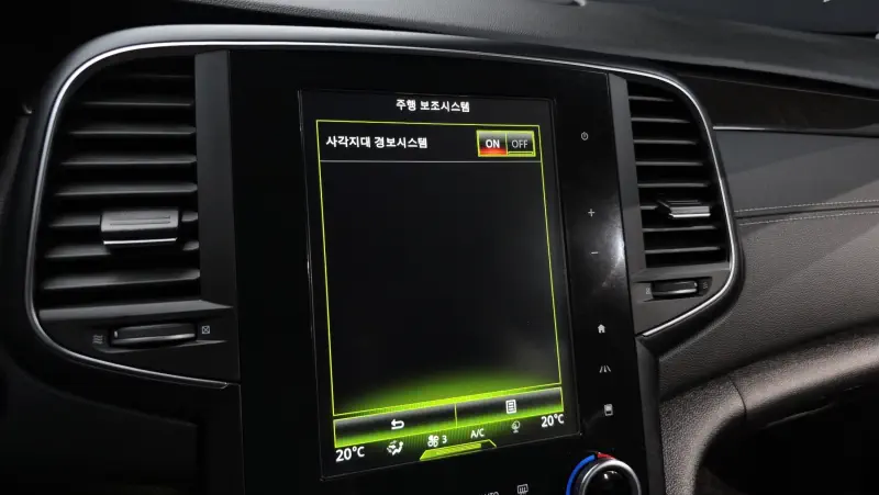 Renault Samsung SM6
