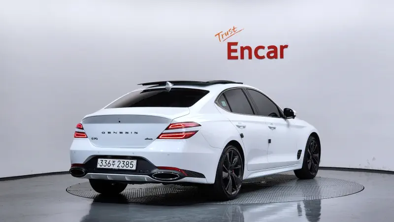 Genesis G70