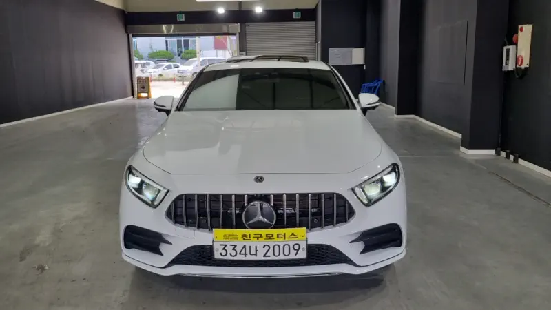 Mercedes-Benz CLS-Class
