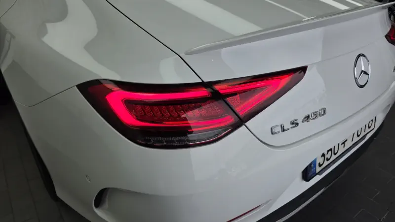 Mercedes-Benz CLS-Class