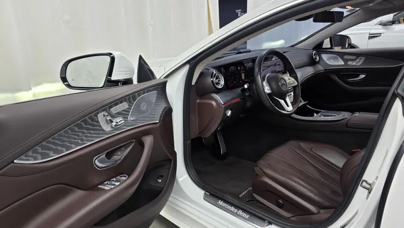 Mercedes-Benz CLS-Class