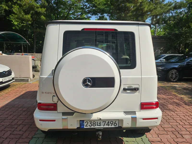 Mercedes-Benz G-Class