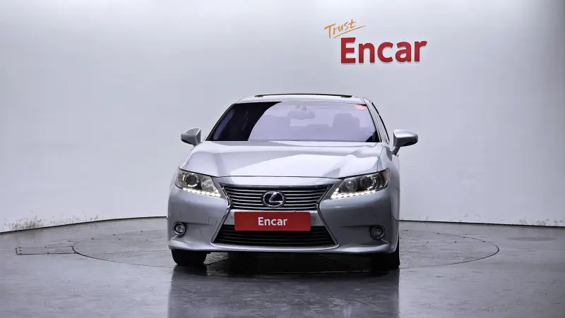 Lexus ES300h