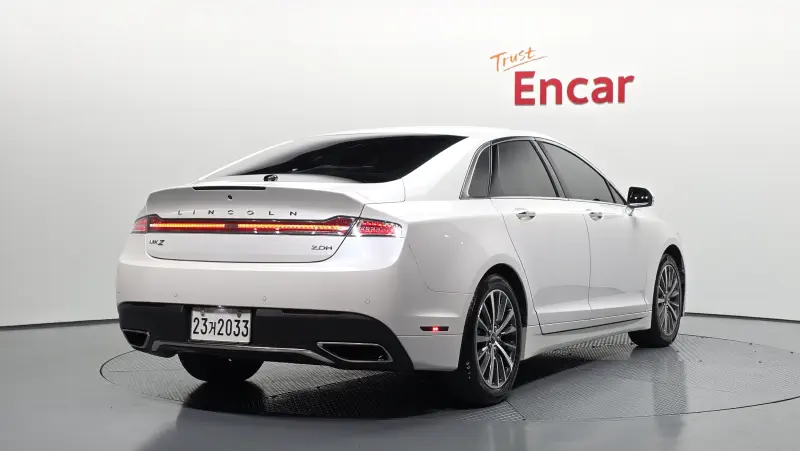 Lincoln Mkz