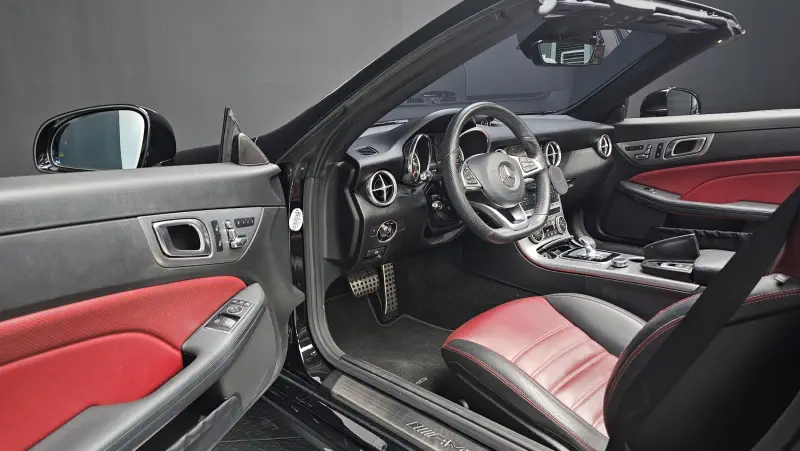 Mercedes-Benz SLC-Class