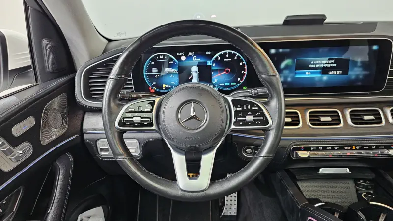 Mercedes-Benz GLE-Class