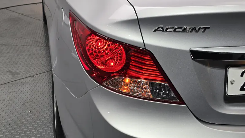 Hyundai Accent