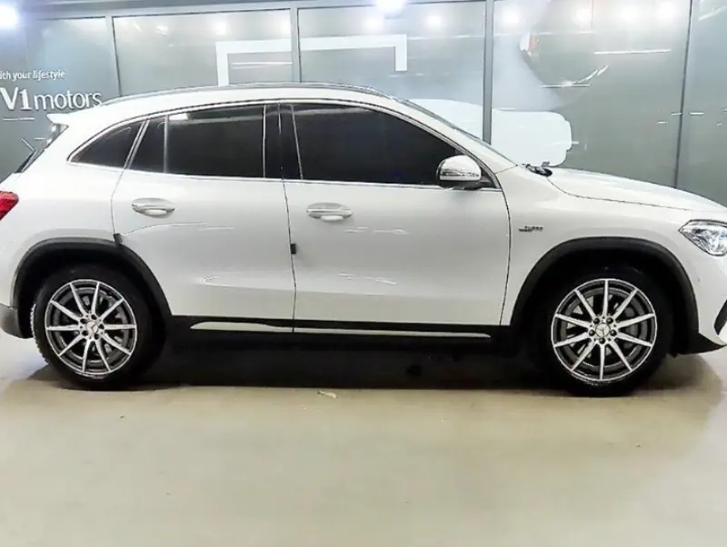 Mercedes-Benz GLA-Class