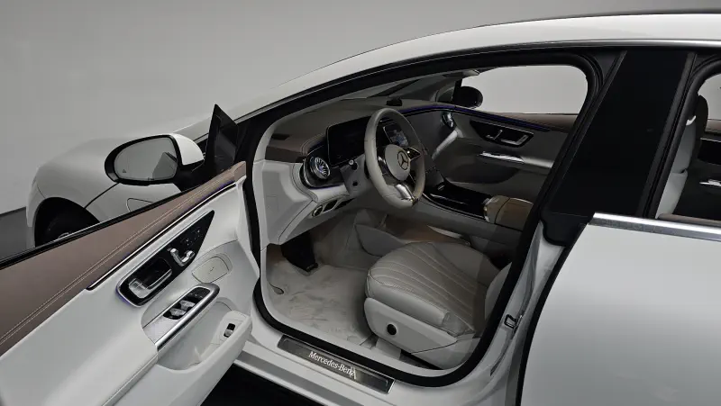 Mercedes-Benz EQE