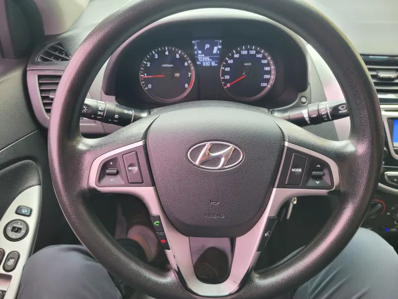 Hyundai Accent