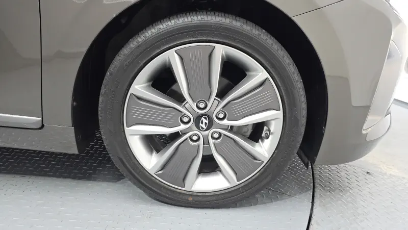 Hyundai Ioniq