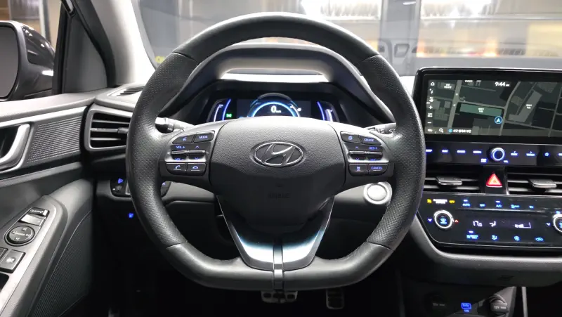 Hyundai Ioniq