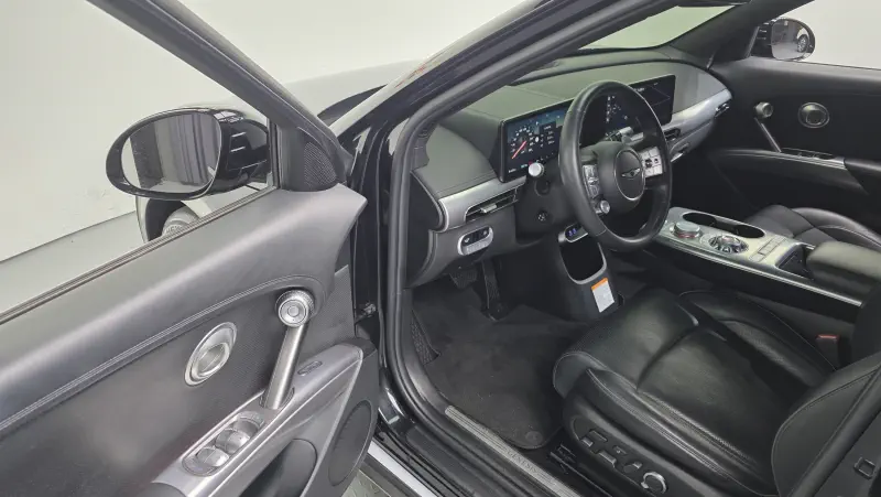 Genesis GV60