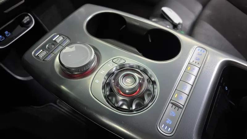 Genesis GV60