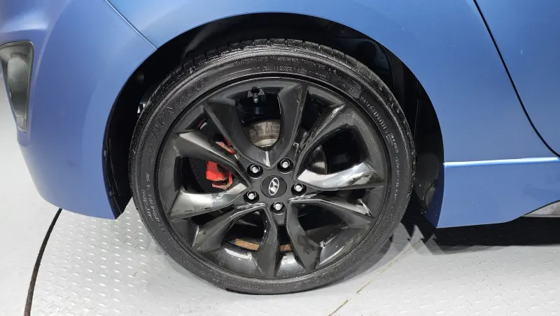 Hyundai Veloster