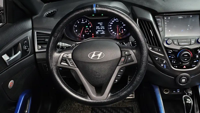 Hyundai Veloster