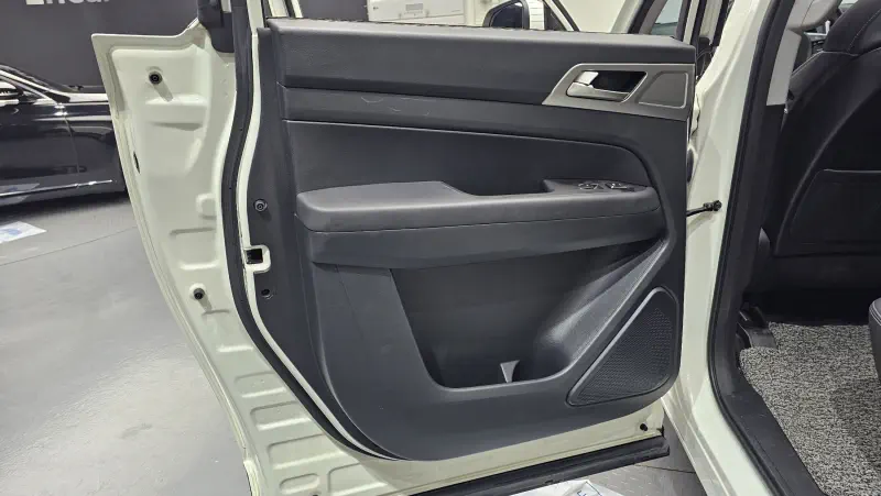 SsangYong Rexton Sports
