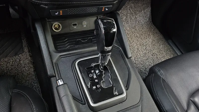 SsangYong Rexton Sports