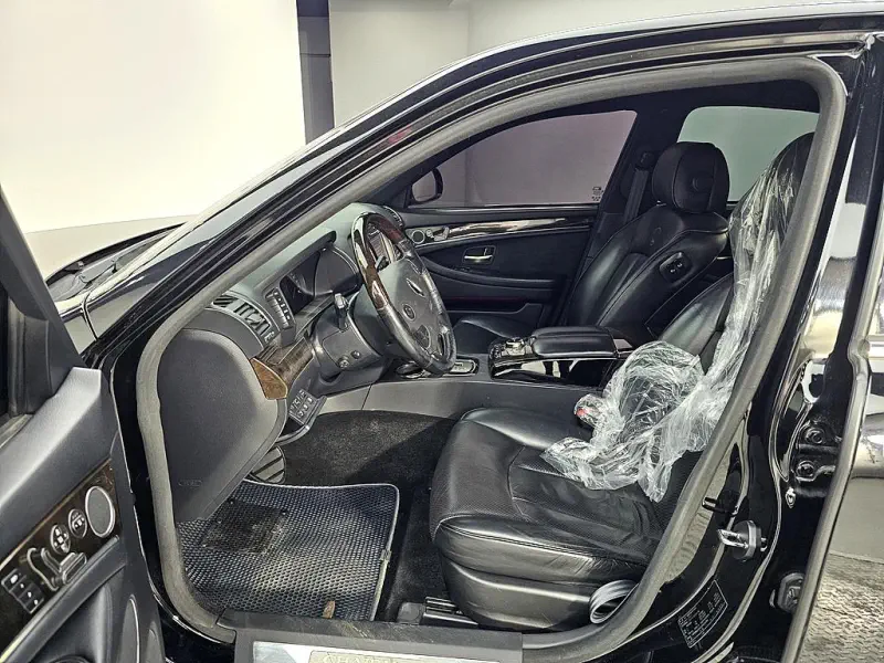 SsangYong Chairman W