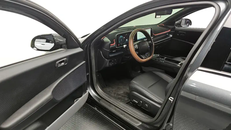 Hyundai Ioniq 6