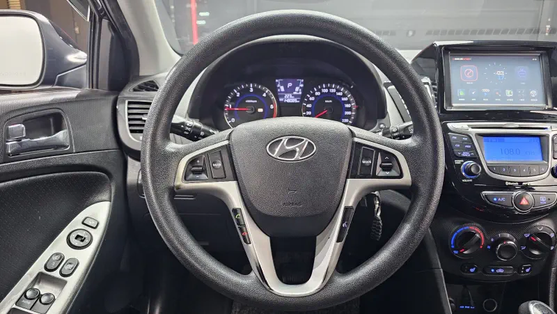 Hyundai Accent