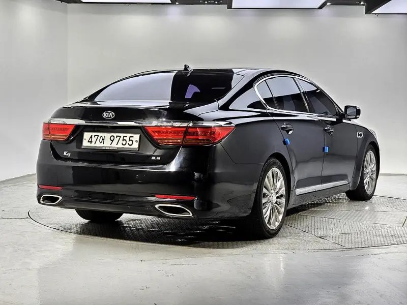 Kia K9