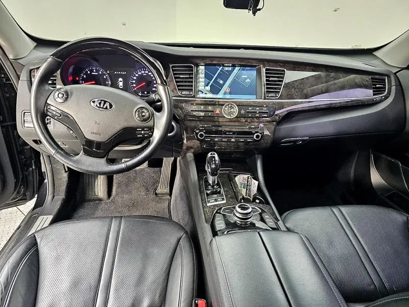 Kia K9