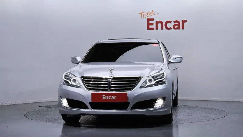 Hyundai Equus