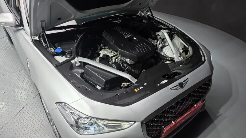 Genesis G70
