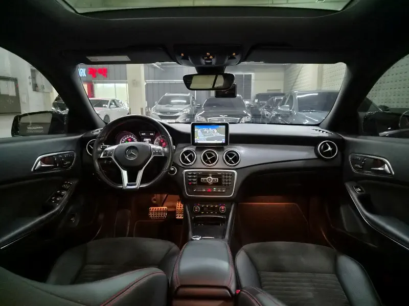 Mercedes-Benz CLA-Class