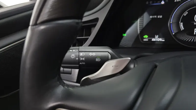 Lexus ES300h