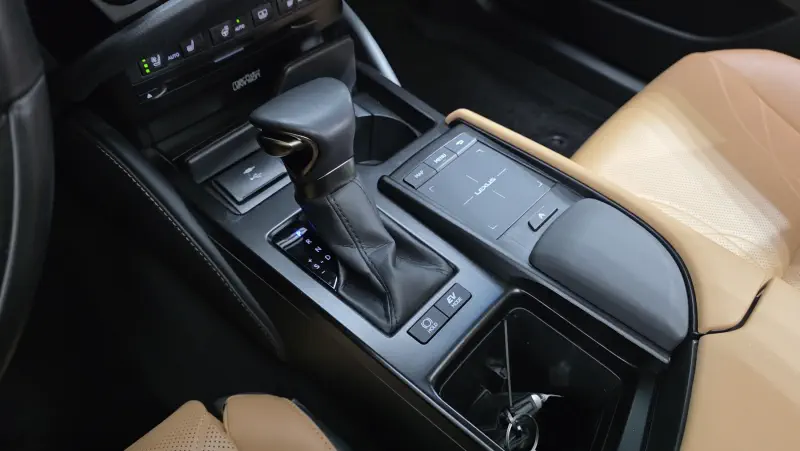 Lexus ES300h