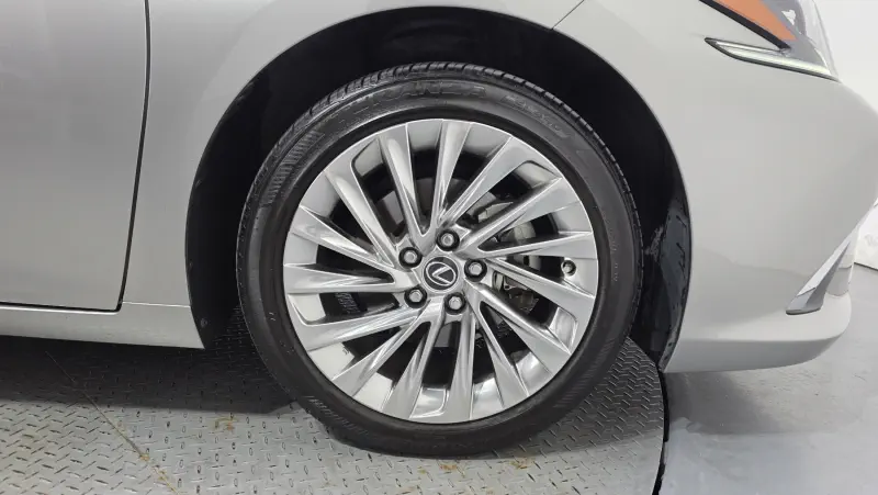 Lexus ES300h