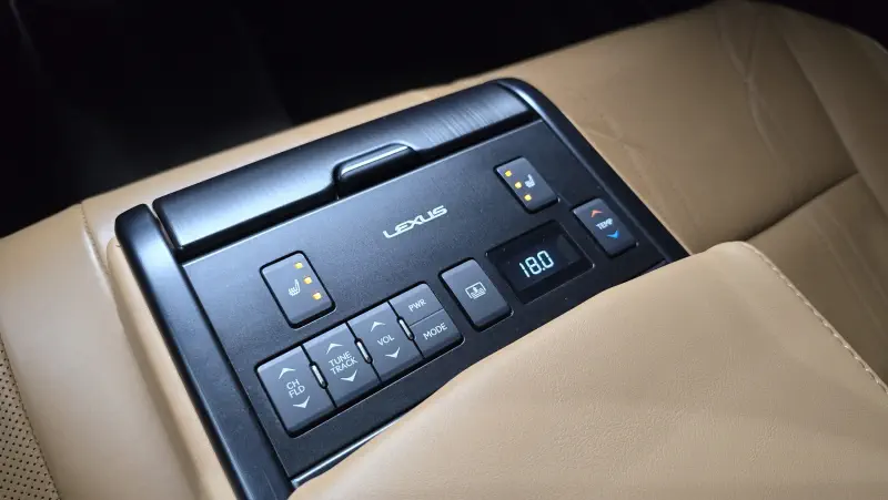 Lexus ES300h