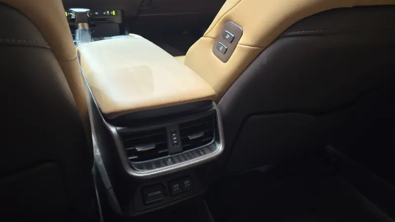 Lexus ES300h