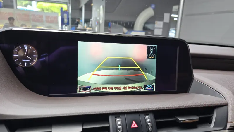 Lexus ES300h