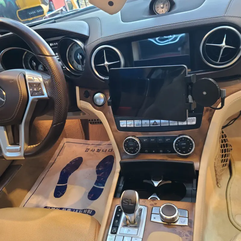 Mercedes-Benz SL-Class
