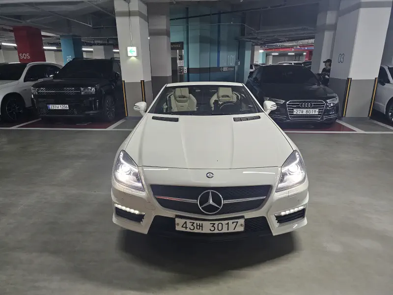 Mercedes-Benz SLK-Class