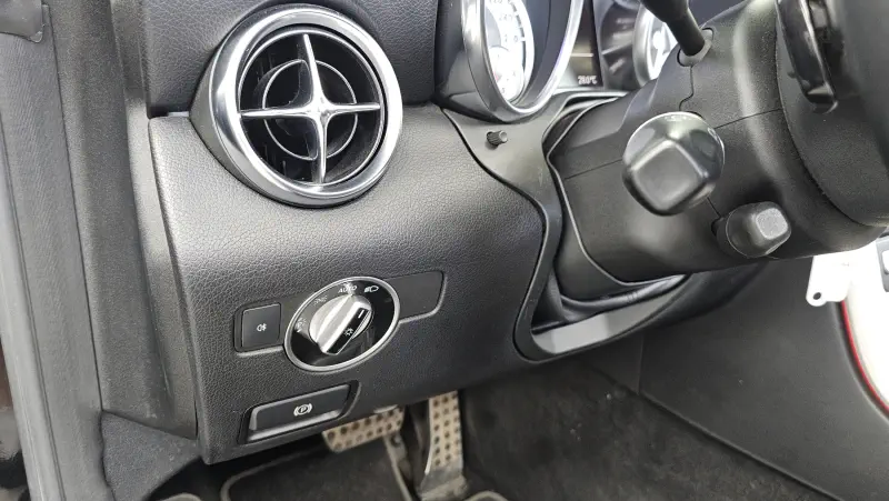 Mercedes-Benz SLK-Class
