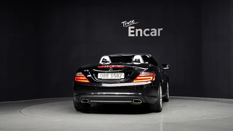 Mercedes-Benz SLK-Class