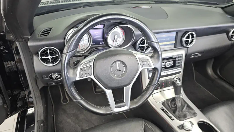 Mercedes-Benz SLK-Class