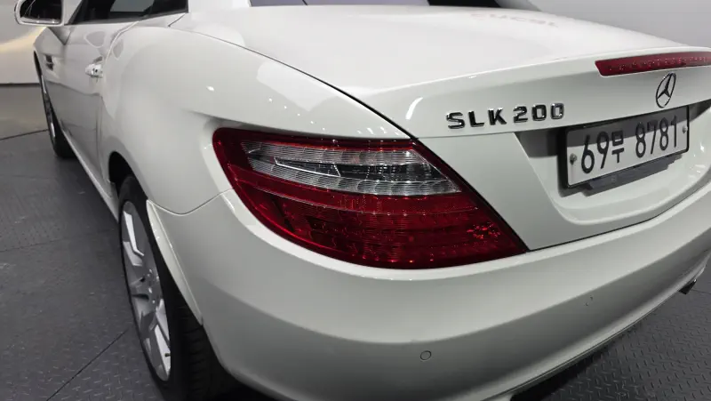 Mercedes-Benz SLK-Class