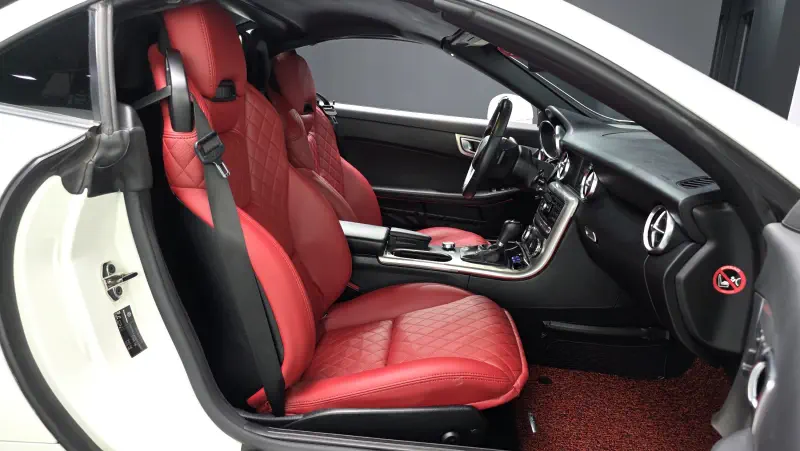 Mercedes-Benz SLK-Class