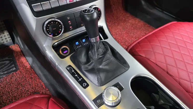 Mercedes-Benz SLK-Class