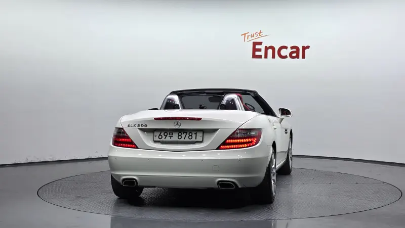 Mercedes-Benz SLK-Class
