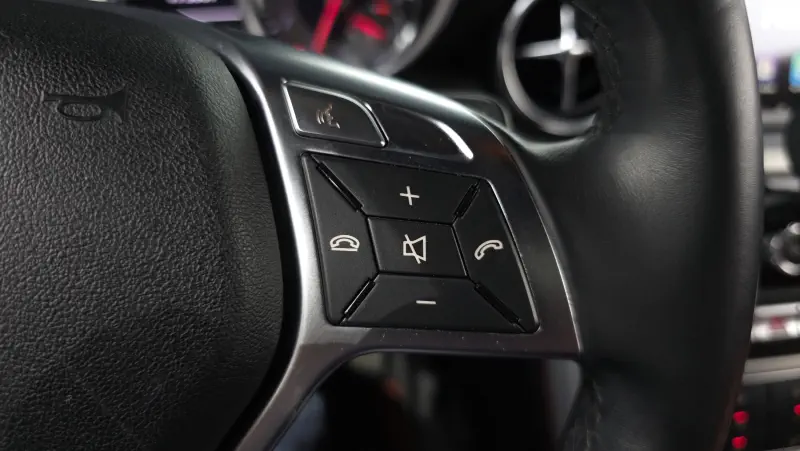 Mercedes-Benz SLK-Class